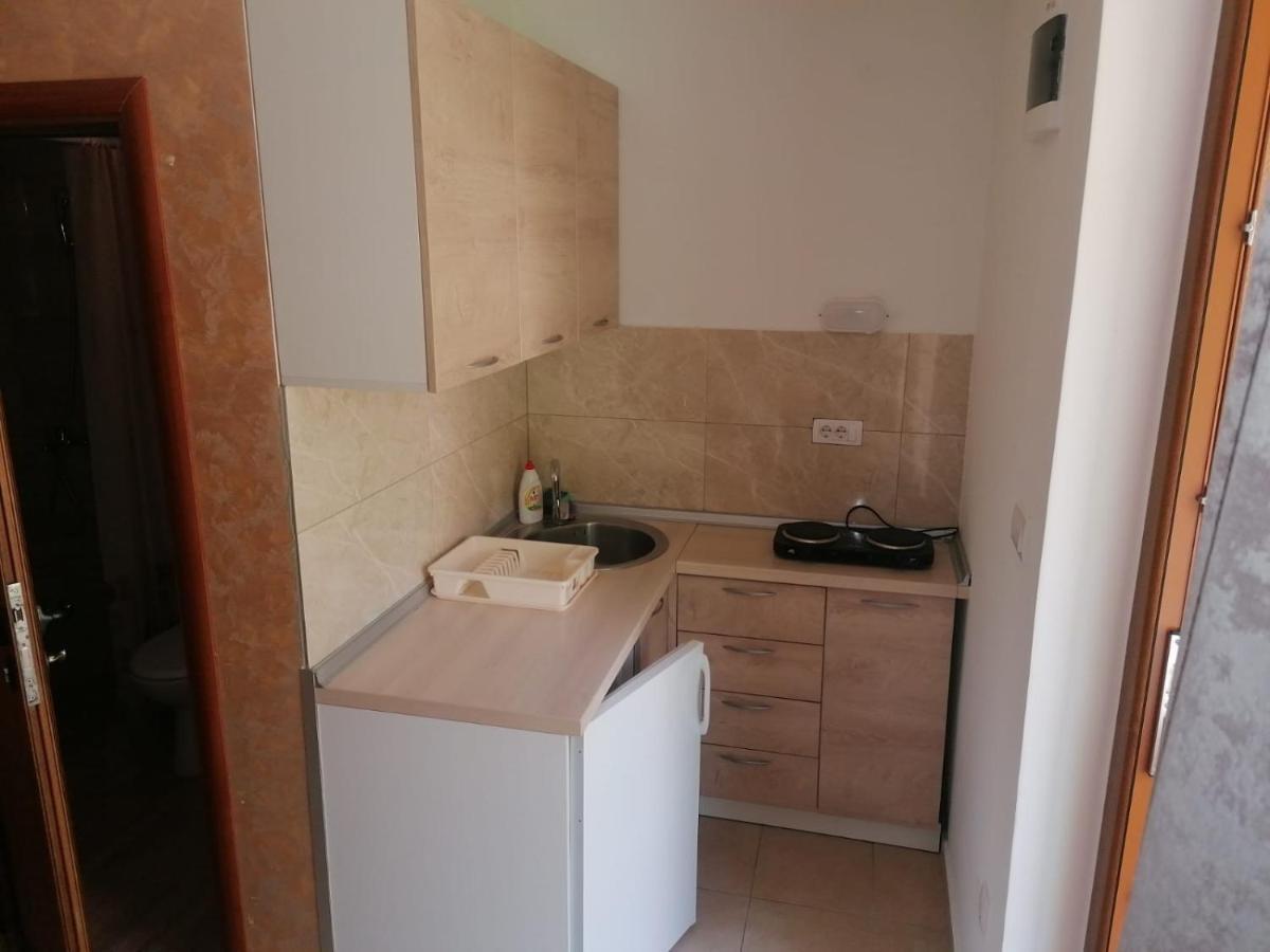Vikendica Matovic Ovcar Banja Apartment Ngoại thất bức ảnh