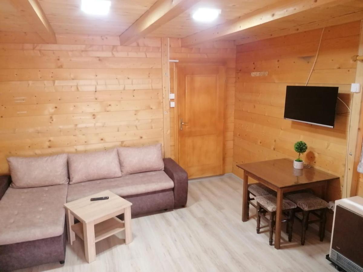 Vikendica Matovic Ovcar Banja Apartment Ngoại thất bức ảnh